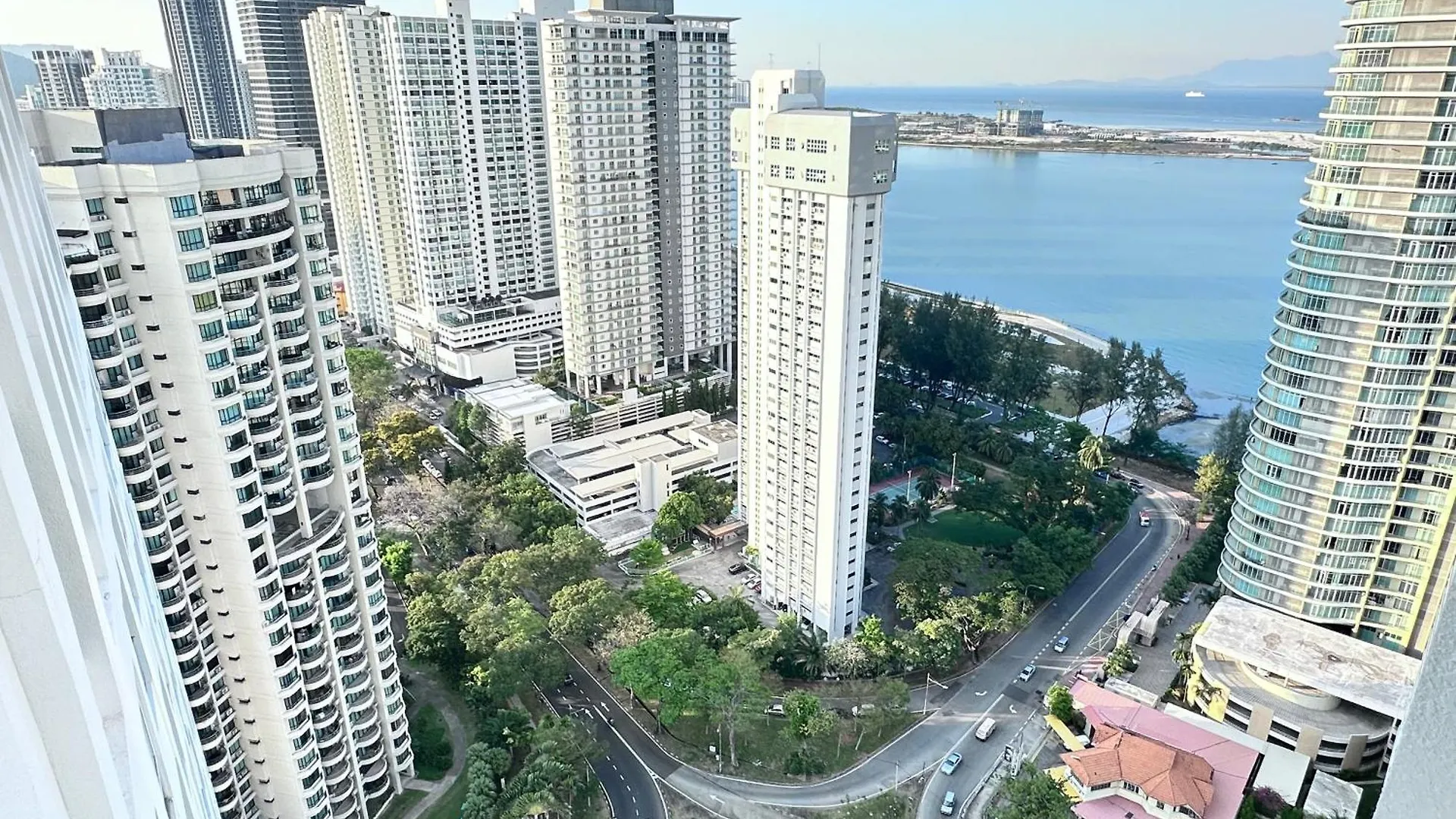 Leisure 1Bedroom Balcony Suites Gurney Джорджтаун
